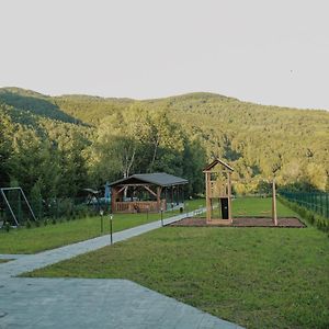 Saliuk Lodge 索洛钦 Exterior photo