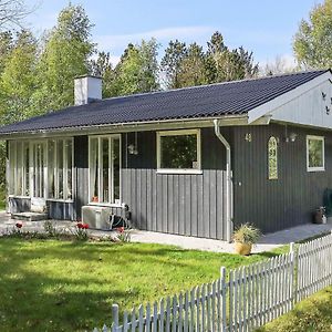 4 Person Holiday Home In L Gst R Løgsted Exterior photo