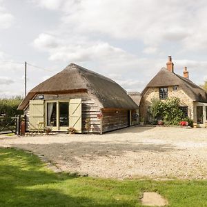 The Barn At Rapps Cottage 伊尔明斯特 Exterior photo