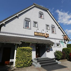 Turčianske Teplice 熊猫2号旅馆酒店 Exterior photo