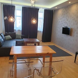 Apartamenty Rynek 莱扎伊斯克 Exterior photo