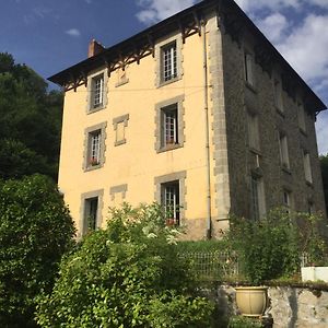 Eymoutiers Nouveaux Commencements住宿加早餐旅馆 Exterior photo