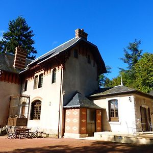 ClermainLe Manoir Sur La Roche, 74, Impasse Du Manoir, 71520 Navour Sur Grosne D121住宿加早餐旅馆 Exterior photo