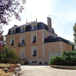 L'Isle-Jourdain La Maison Ribotteau住宿加早餐旅馆 Exterior photo