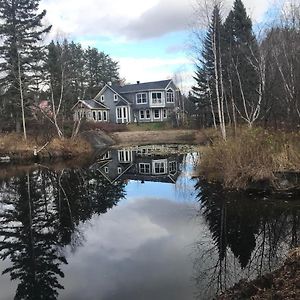 Saint-Henri-de-Taillon威乐爱考度然3号住宿加早餐旅馆住宿加早餐旅馆 Exterior photo