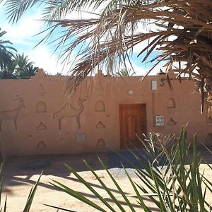 Maison Etoile Du Desert Aït Boukha Exterior photo
