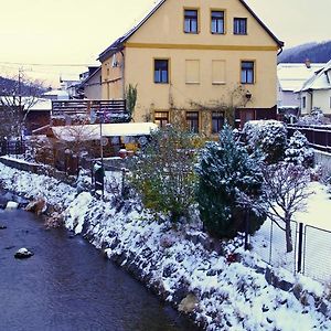 利波瓦拉尼U Broucku住宿加早餐旅馆 Exterior photo