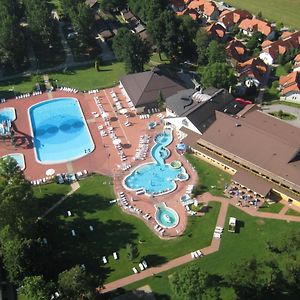 Extraordinary Apartment In Terme Banovci Spa Resort 维尔兹 Exterior photo