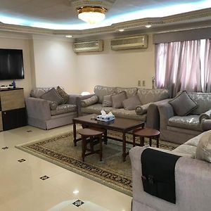 Luxury Apartment In Mohandesin شقة فاخرة للإيجار في المهندسين 开罗 Exterior photo