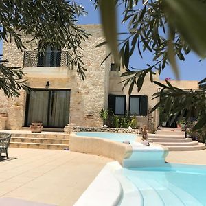 Olive House Traditional Villa With Pool 锡蒂亚 Exterior photo