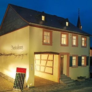 Burgen Altes Winzerhaus - Ferienhaus别墅 Exterior photo