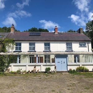 LlandysulGernos Farmhouse别墅 Exterior photo