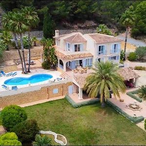 Unique Villa With A Homey Atmosphere In Altea La Vella Bernia Exterior photo