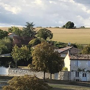 La Maison De Josephine Montignac-Charente Exterior photo