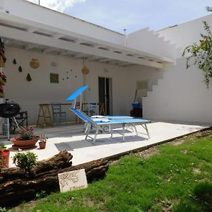 Casa Vacanze Il Melograno 梅伦杜尼奥 Exterior photo