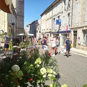 Gite De La Cathedrale - Lectoure公寓 Exterior photo