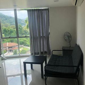 The Ceo Suites 峇六拜 Exterior photo