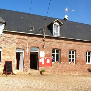 Maison De 4 Chambres Avec Jardin Amenage Et Wifi A Berville Exterior photo