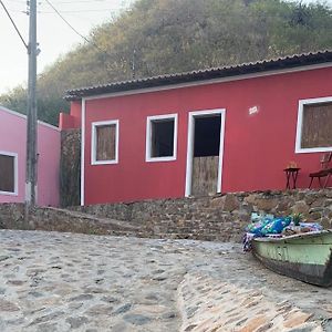 Casa Canoa - Climatizada E Com Piscina 皮拉尼亚斯 Exterior photo