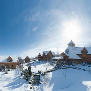 维什卡 Новий Сезон酒店 Exterior photo