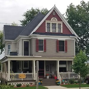 The Katherine Holle House 沃特敦 Exterior photo