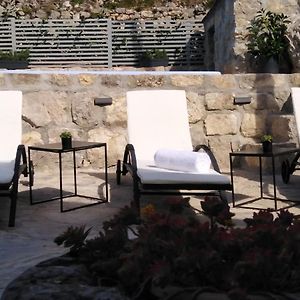 Stone Holiday Home In Brotnice Dalmatia With Bubble Bath 察夫塔特 Exterior photo