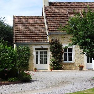 Appartement D'Une Chambre Avec Jardin Clos Et Wifi A Sainte Marie Du Mont A 1 Km De La Plage Exterior photo