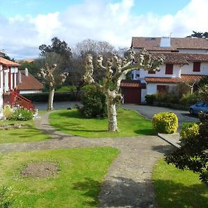 Studio A Guethary A 150 M De La Plage Avec Jardin Clos Exterior photo