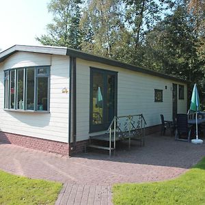 SuameerDetached Chalet With A Dishwasher At 21 Km. From Leeuwarden别墅 Exterior photo