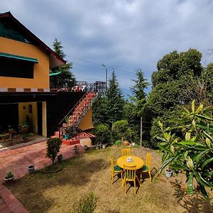 Aditya Homestay 戴尔豪斯 Exterior photo