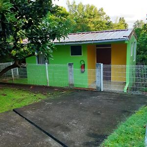 Maison D'Une Chambre Avec Piscine Partagee Jardin Clos Et Wifi A Sainte Luce Exterior photo