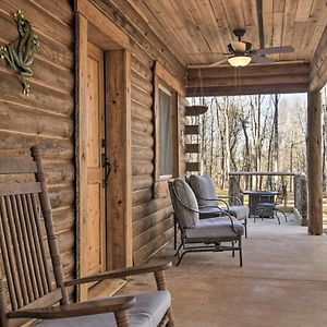 PittsvilleStylish Creekside Cabin With Fire Pit Near Wineries别墅 Exterior photo