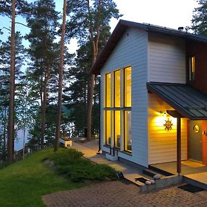 Seaside House Lodge Vehmas Siltakylä Exterior photo