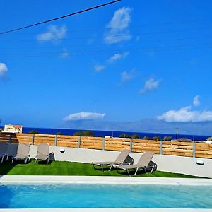 Balos Residence Private Pool Seafront Seaview 基萨莫斯 Exterior photo