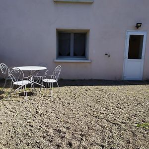 Le Breuil-sur-CouzeChez Fabienne T3公寓 Exterior photo