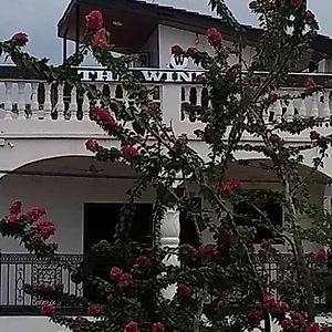 The Winford Boutique Hotel Achimota 阿克拉 Exterior photo