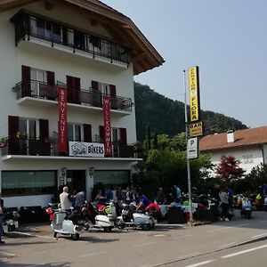 Ora / Auer 帕逊费罗拉旅馆酒店 Exterior photo