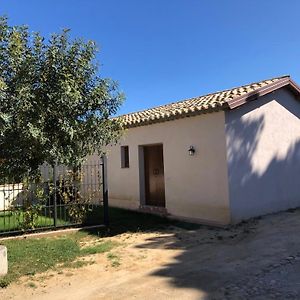 洛克里 La Casa Del Carrubo Di Borgo Carbone旅馆 Exterior photo