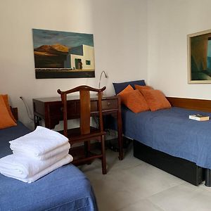Pequeno Paraiso Lanzarote, Modernes Ferienhaus Am Meer Fur 4 宏达海滩 Exterior photo