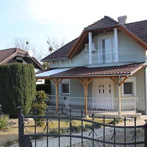Villa Premecz 佐洛卡罗斯 Exterior photo