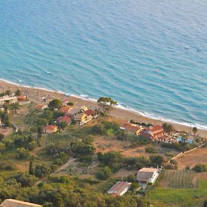 Beach House Yannis In Agios Gordios Beach On Corfu Exterior photo