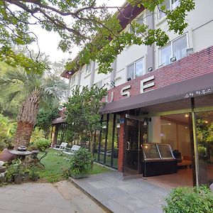 济州星屋酒店 济州市 Exterior photo