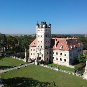 WutzendorfSchloss Greillenstein公寓 Exterior photo