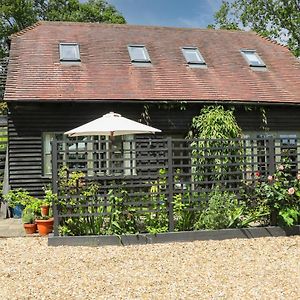 The Barn At Sandhole Cottage 汤布里奇 Exterior photo