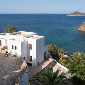 Ivi Beach Front Villa, Leros Vromolithos Exterior photo