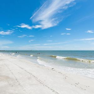 #165A Madeira Beach Yacht Club 圣徒皮特海滩 Exterior photo