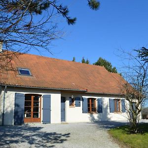 Maison De Campagne Avec 6 Chambres, Jardin Clos, Cheminee, Proche De La Mer, Animaux Acceptes - Fr-1-376-3 威仁艾弗伊 Exterior photo