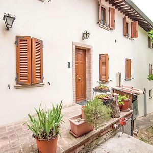 Comfortable Apartment In Assisi With A Terrace Exterior photo