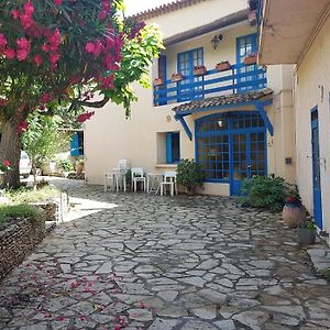 Chambres D'Hotes Les Arbousiers Maureilhan-et-Raméjan Exterior photo