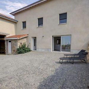 Gite Familial Avec Vue Superbe, Confort Moderne Et Espace Exterieur - Monts Du Lyonnais - Fr-1-496-215 Panissieres Exterior photo